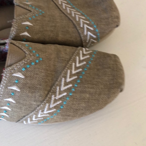 Bobs by Skechers canvas shoe, great condition! - Picture 2 of 6